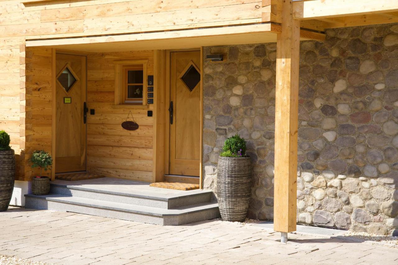Leos Alpenchalet - Inclusive Sommer Bergbahnticket Und E-Auto Ladestation Oberstdorf Exteriör bild