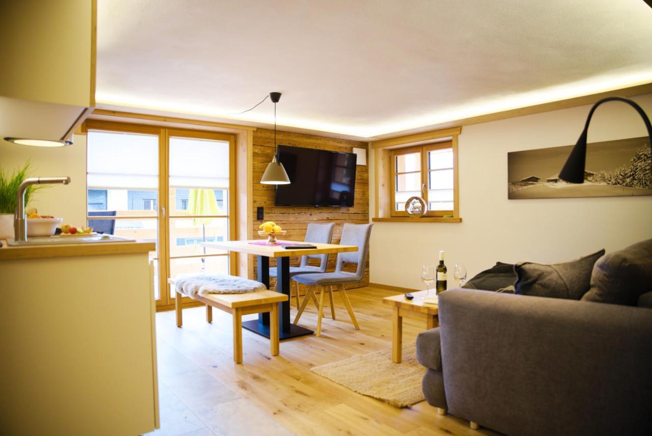Leos Alpenchalet - Inclusive Sommer Bergbahnticket Und E-Auto Ladestation Oberstdorf Exteriör bild